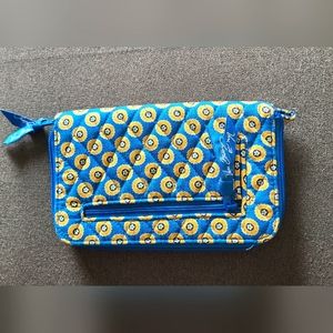 Vera Bradley Blue Riviera Zip Round Wallett